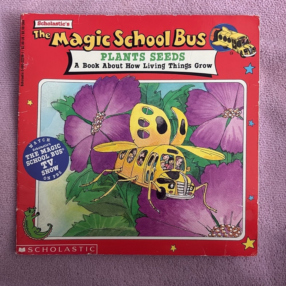 1995-1996 Magic School Bus books (food chain and how things grow) & Notebook - Picture 2 of 16